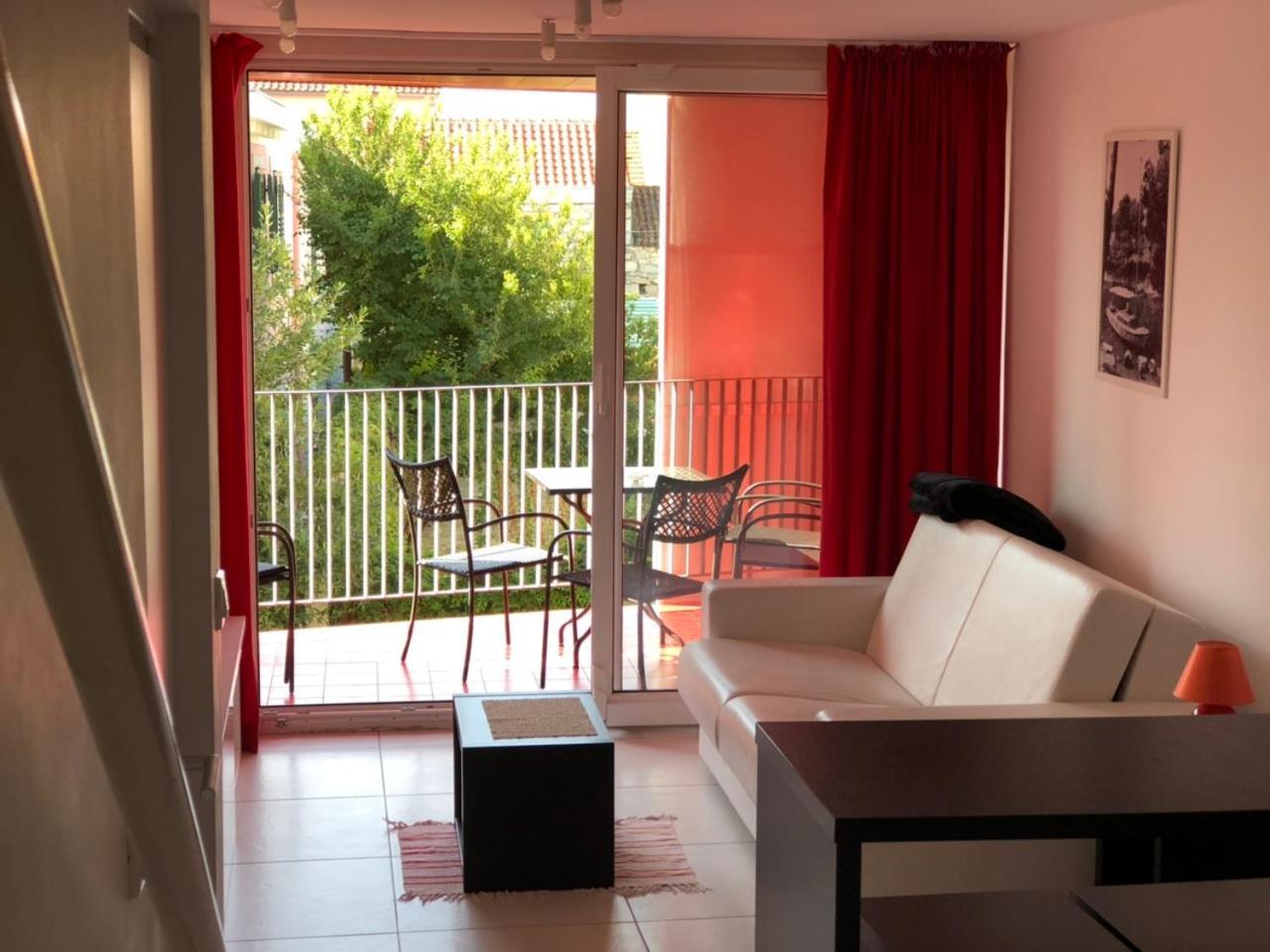 Apartmán Number 5 Pakoštane Exteriér fotografie